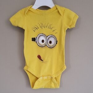 Yellow Minion short sleeve onesie/bodysuit